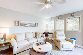 A Stay at Five Seasons, Unit 4302